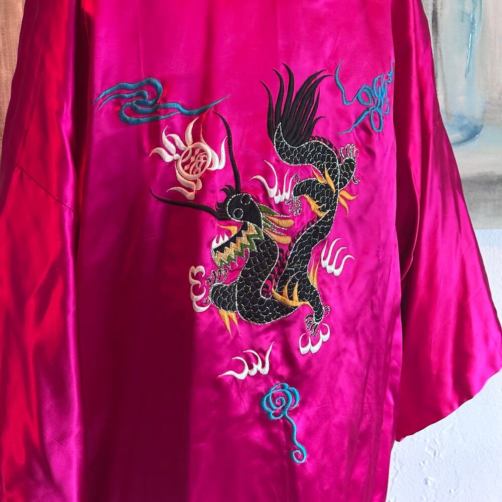 Dragon Embroidered Satin Kimono Robe Fuchsia Japanese Style Haori Unisex - Picture 8 of 8